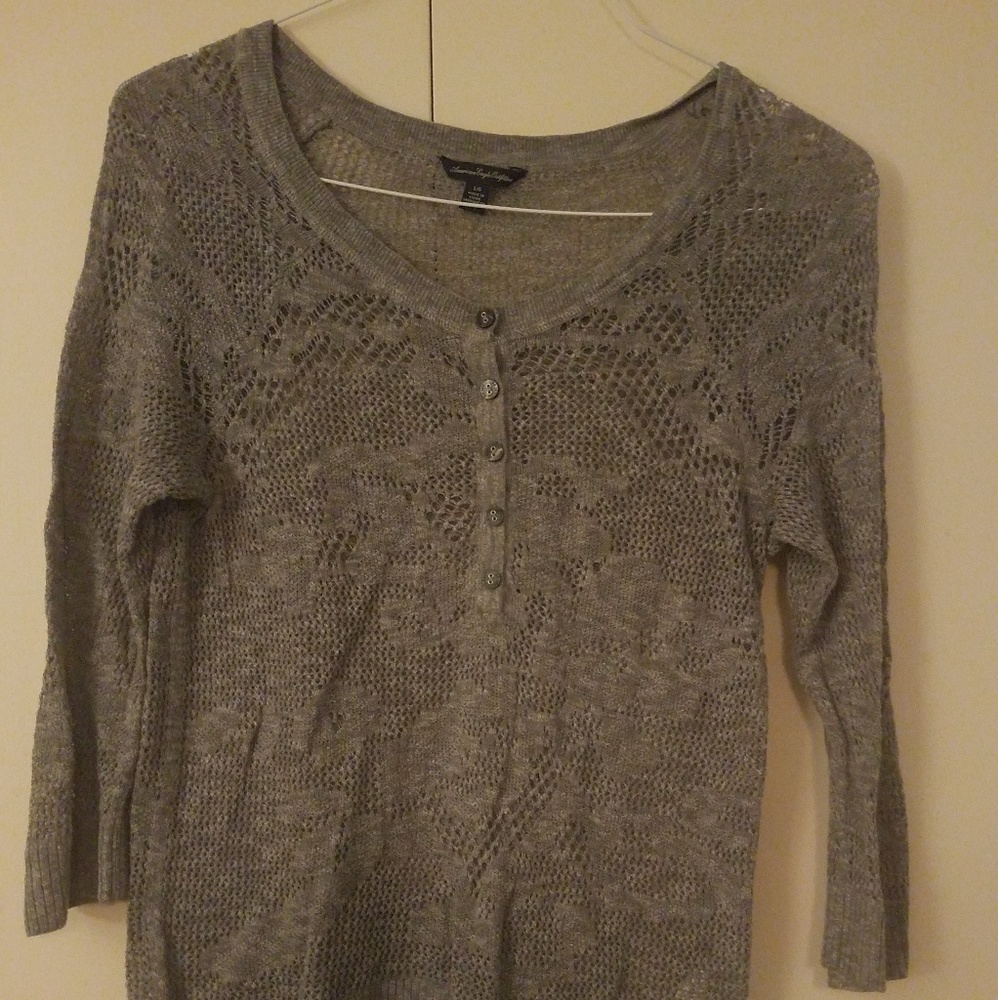 American Eagle - grey large knit long sleeve top